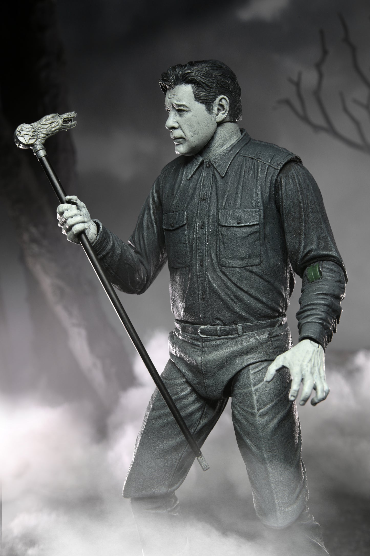 NECA Ultimate 7" Scale Action Figure Universal Monsters Black & White Wolfman